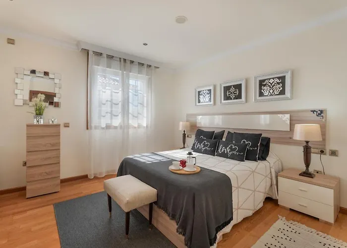 Leonardo Villa Puerto de Santiago (Tenerife)