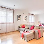 Leonardo Villa *